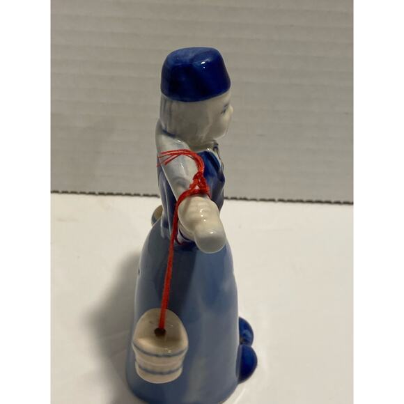 Vintage Figurine of a Dutch lady with two buckets of water, Collectible - Picture 7 of 10